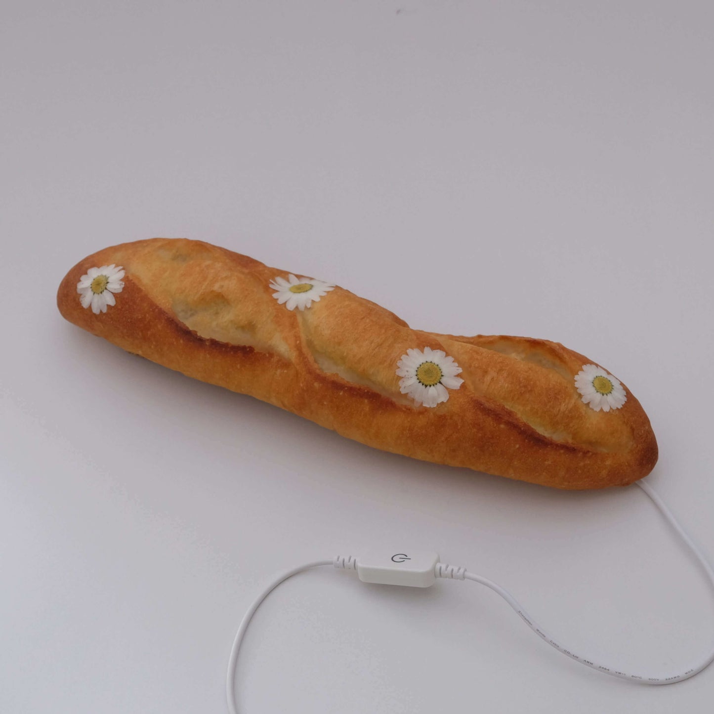 Dauphinette x Pampshade Bread Lamp with Flowers
(Limited Edition)