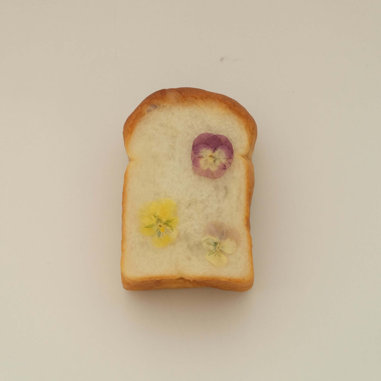 Dauphinette x Pampshade Bread Lamp with Flowers
(Limited Edition)