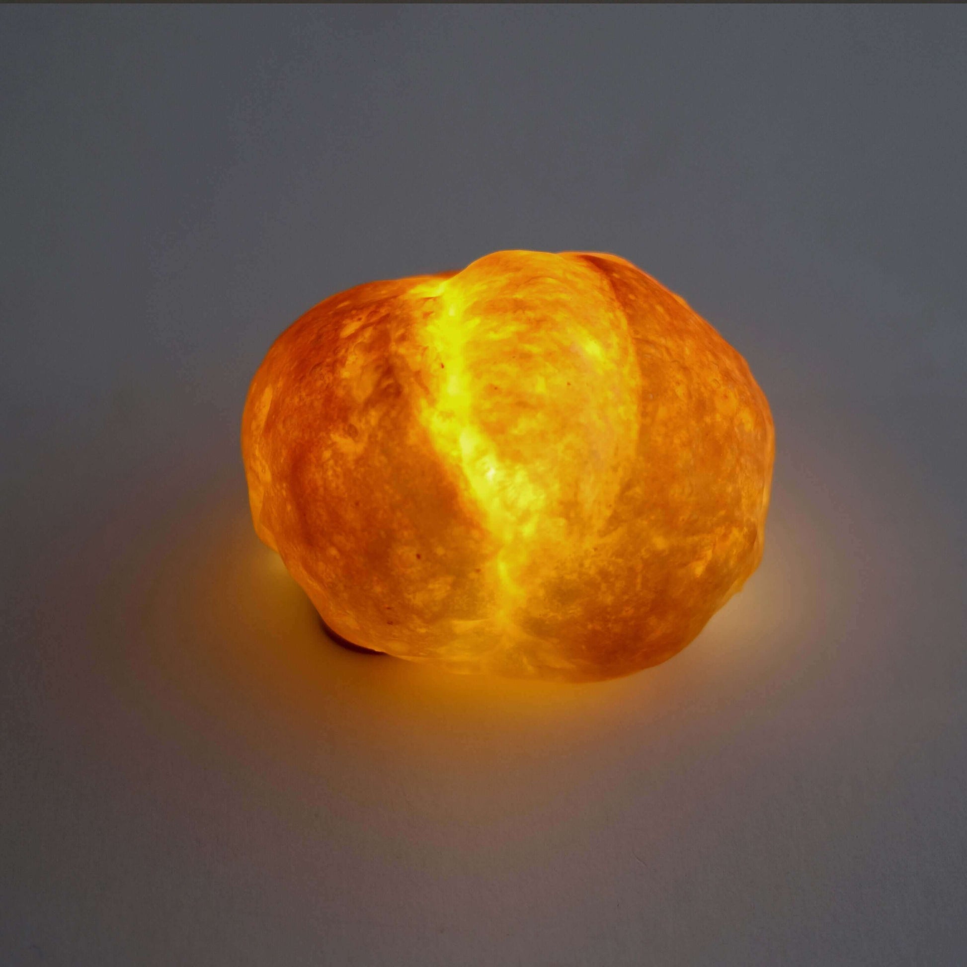 プチブール Bread Lamp (電池タイプ)| PAMPSHADE | Yukiko Morita PAMPSHADE Online shop