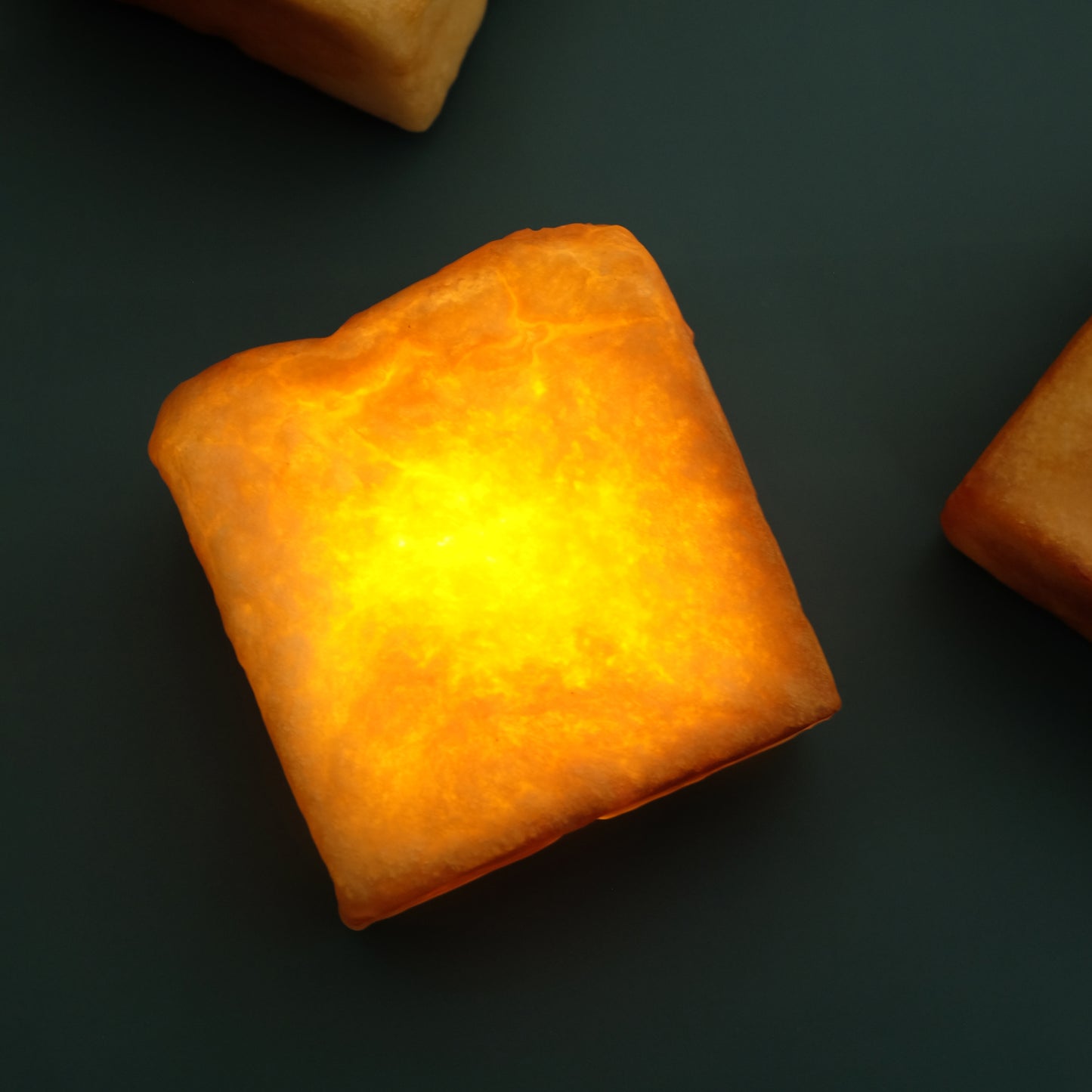 Limited Collection | The End Piece of Toast-A Bread Lamp